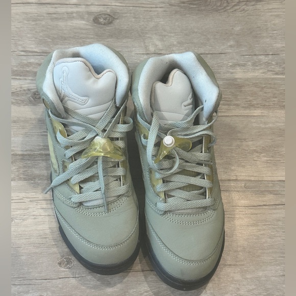 Jordan Retro 5 ‘Jade Horizon’ - Picture 1 of 6
